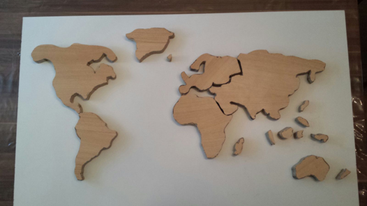 Kontinente auf der Basis Holzplatte
